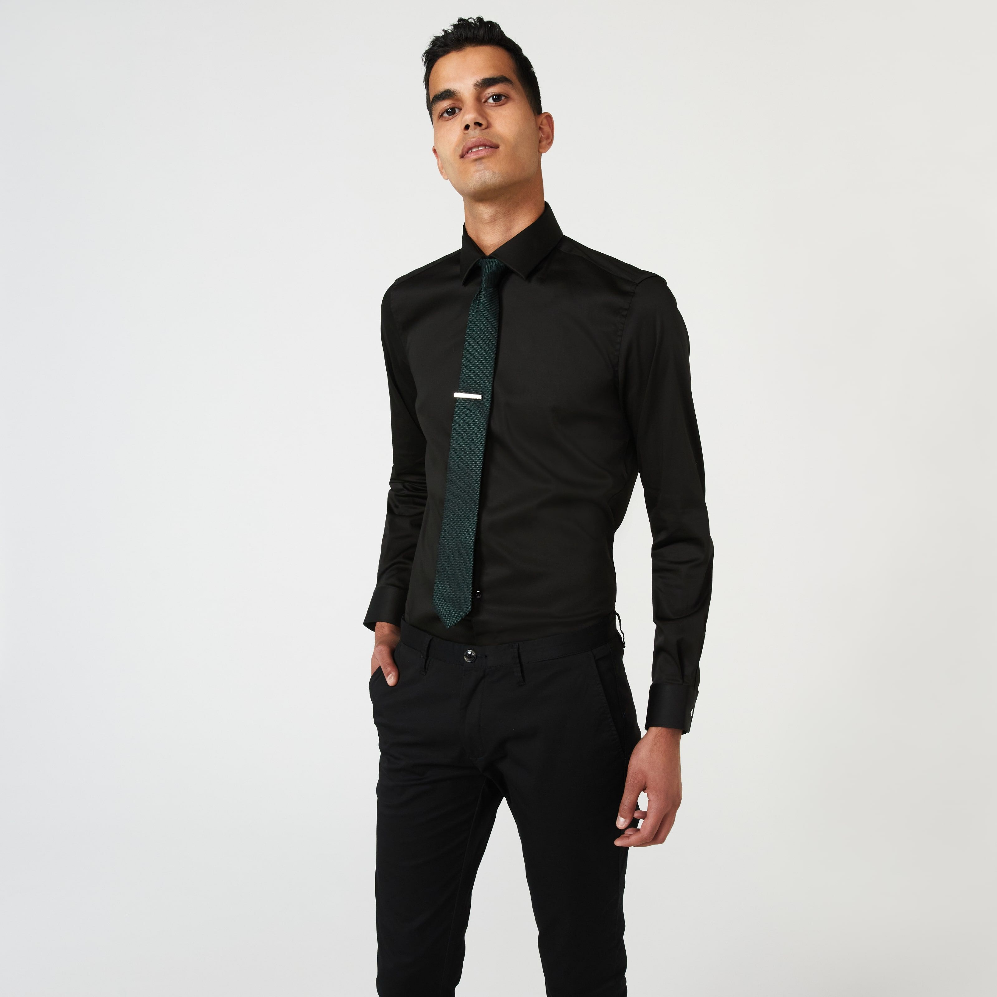 Forest Green Cutaway Collar Shirt with Balck Contrast detailing on Pla –  archerslounge