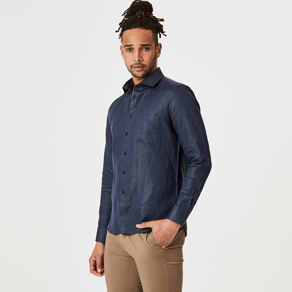 Model wearing navy linen politix shirt Model wearing navy linen politix shirt